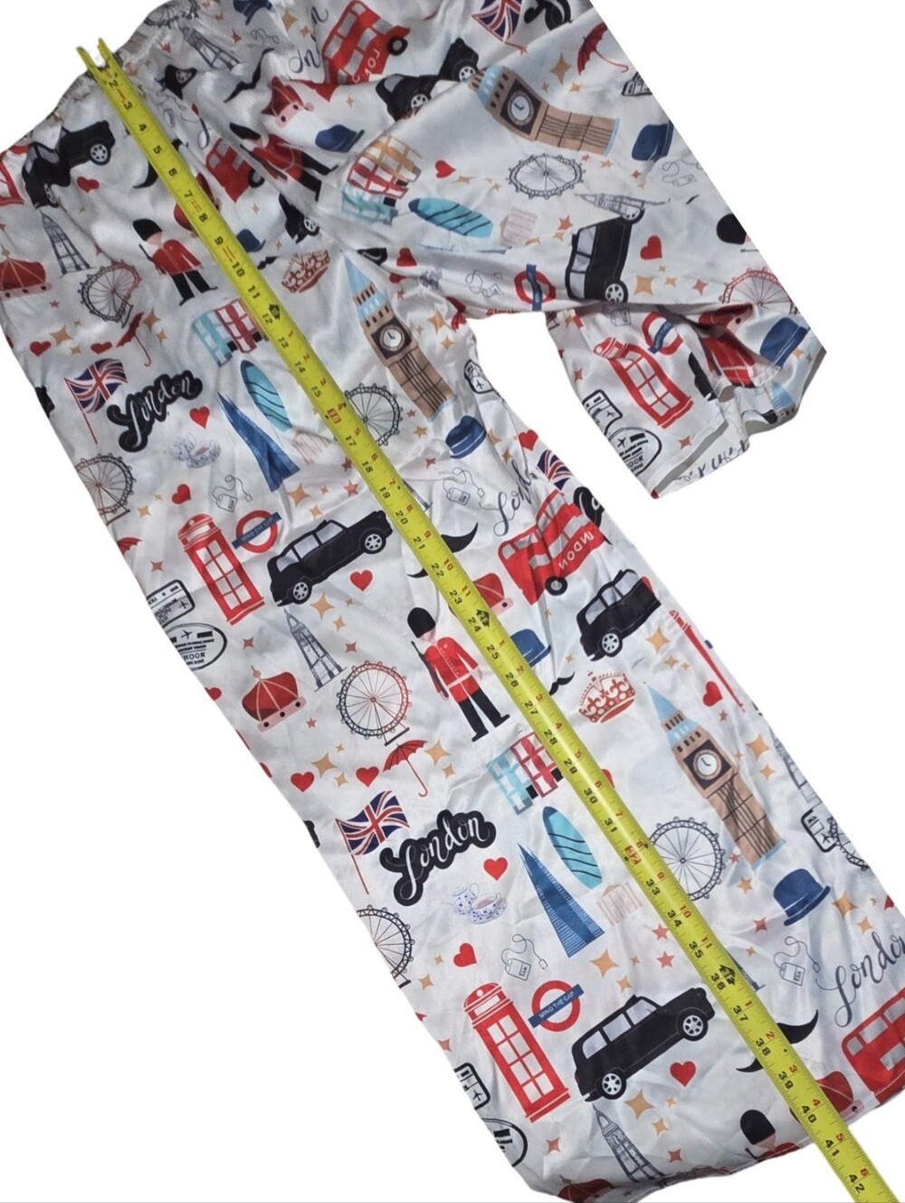 White Pajama Set London Icons Travel Vacation Resortwear Sleepwear Lounge - Picture 13 of 15